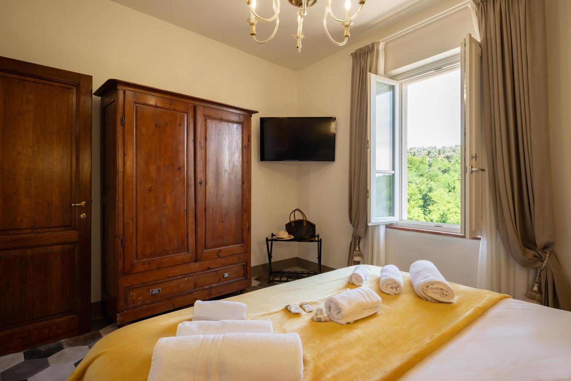 Idea Resort - Rooms&Apartments Vinci Luaran gambar