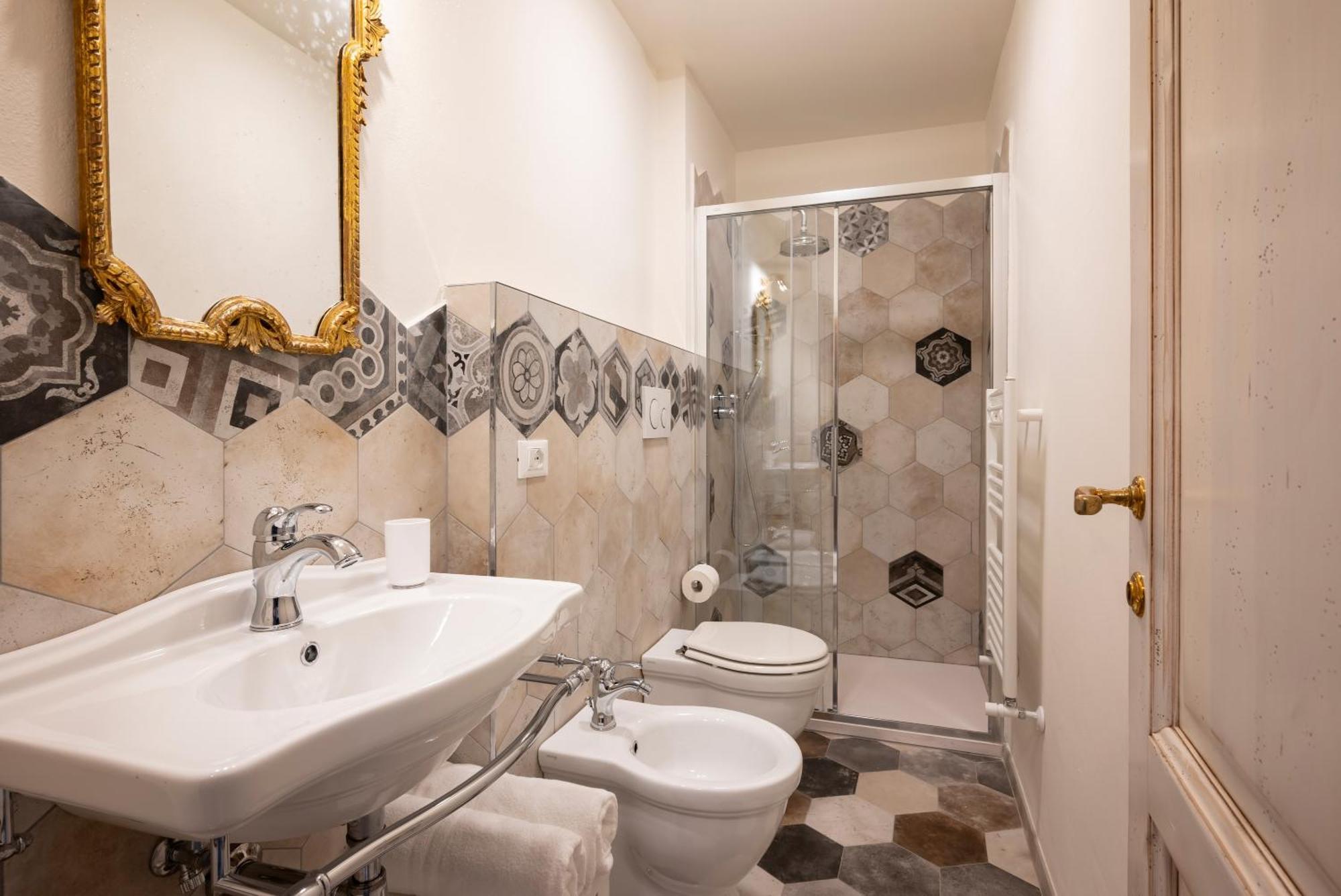 Idea Resort - Rooms&Apartments Vinci Luaran gambar